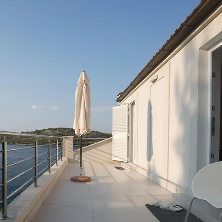 Visnjic Appartamento Grebaštica