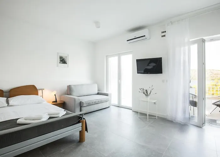 Visnjic Apartamento Grebaštica