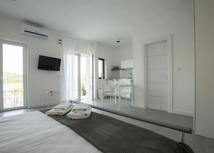 Visnjic * Grebaštica