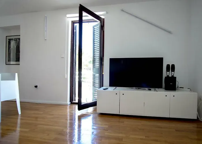 Visnjic * Grebaštica