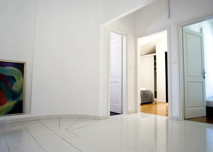 Visnjic * Grebaštica